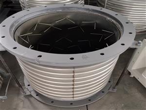 軸向澆筑波紋伸縮節(jié)-高溫軸向波紋補償器-內(nèi)壓靶釘管道膨脹節(jié)